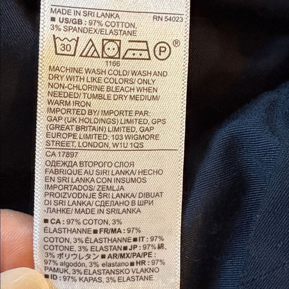 Banana Republic pants 29 X 30 Slim Fit Like new My sons. Navy - Picture 3 of 8